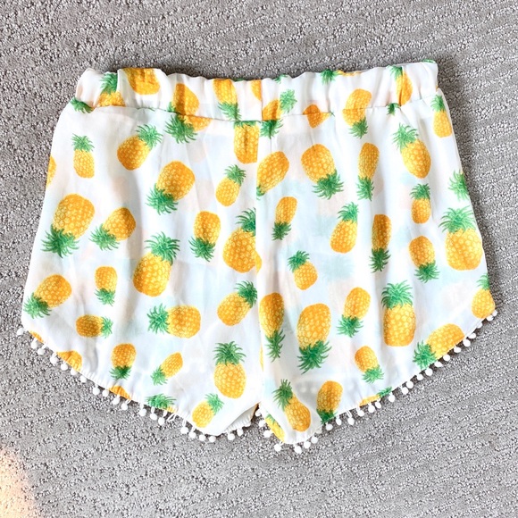 Pineapple Shorts - Picture 2 of 3